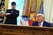 免费八字马斯克：我进退两难
