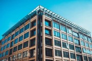 免费八字保利置业集团：拟发行不超过10亿元公司债券，用于置换偿还回售公司债券本金的自有资金